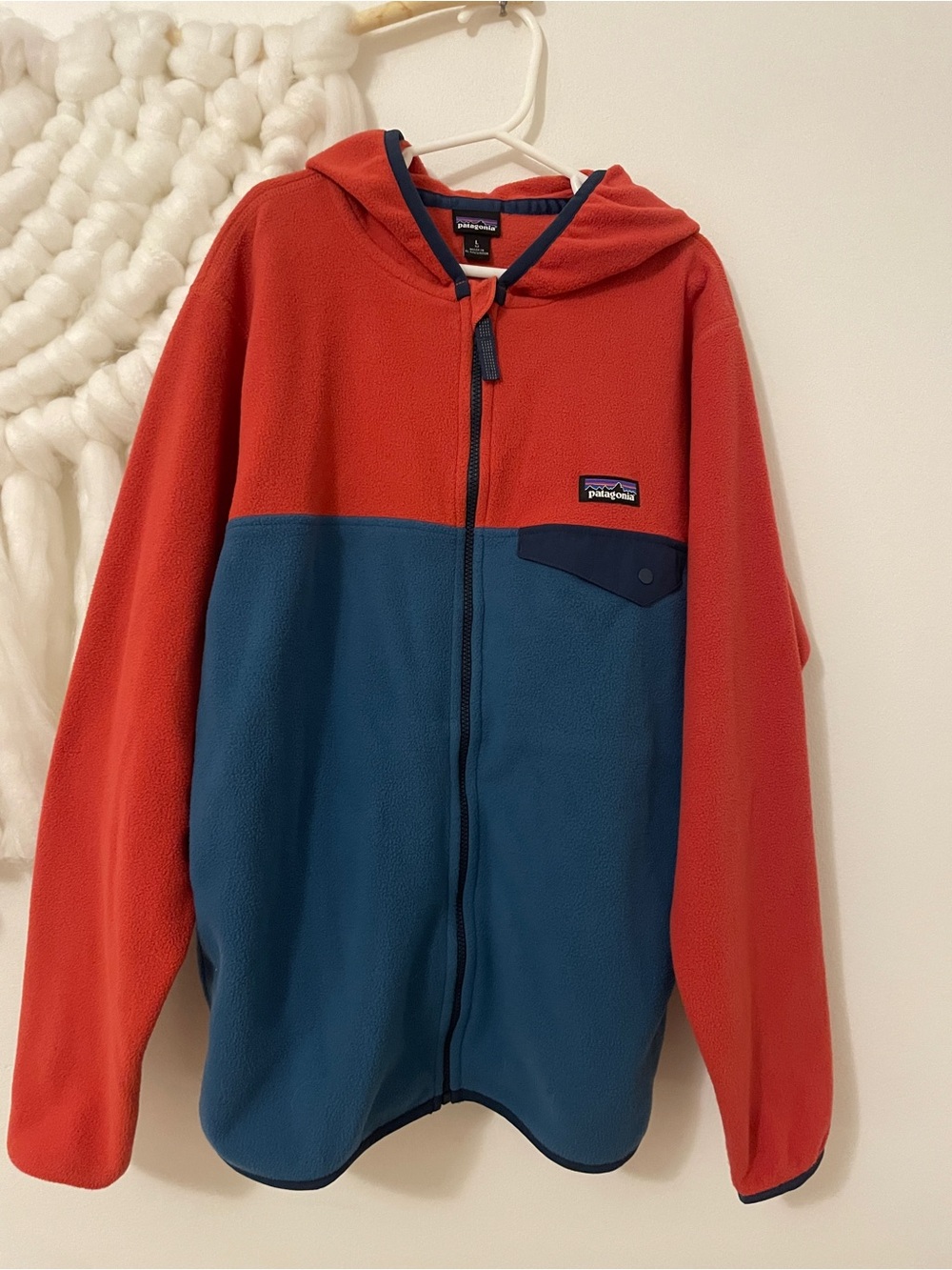 Patagonia Kids Red & Blue Hooded Full-Zip Fleece Jacket Size L (12)